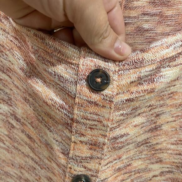Lane Bryant 18/20 Orange Heather Stretch Knit Faux Button Front Top Plus - Picture 3 of 8